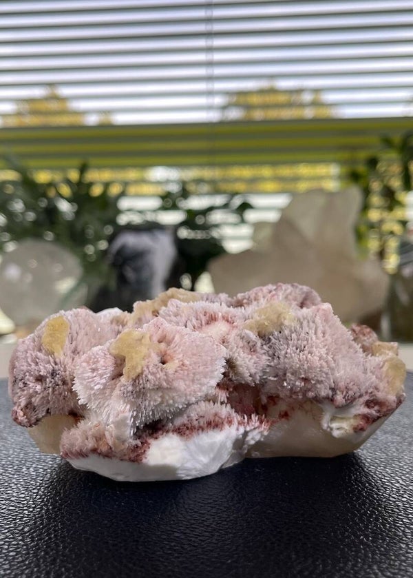 Roze Mordeniet, Heulandiet, en Stilbiet op Calciet ruw, groot