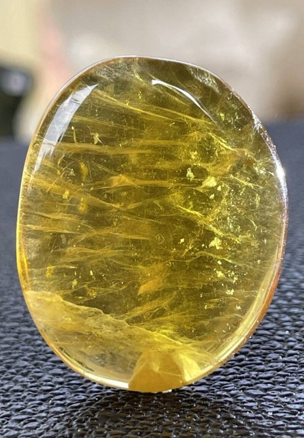 Honing Calciet knuffelsteen plat