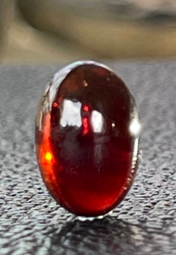 Granaat edelstenenen cabochon ovaal, klein