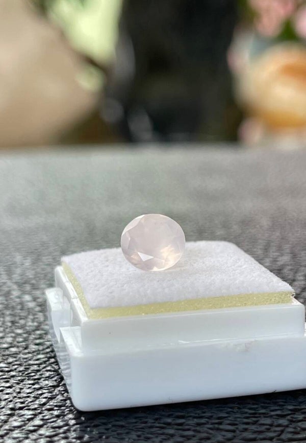 Rozenkwarts edelsteen facet geslepen rond, klein