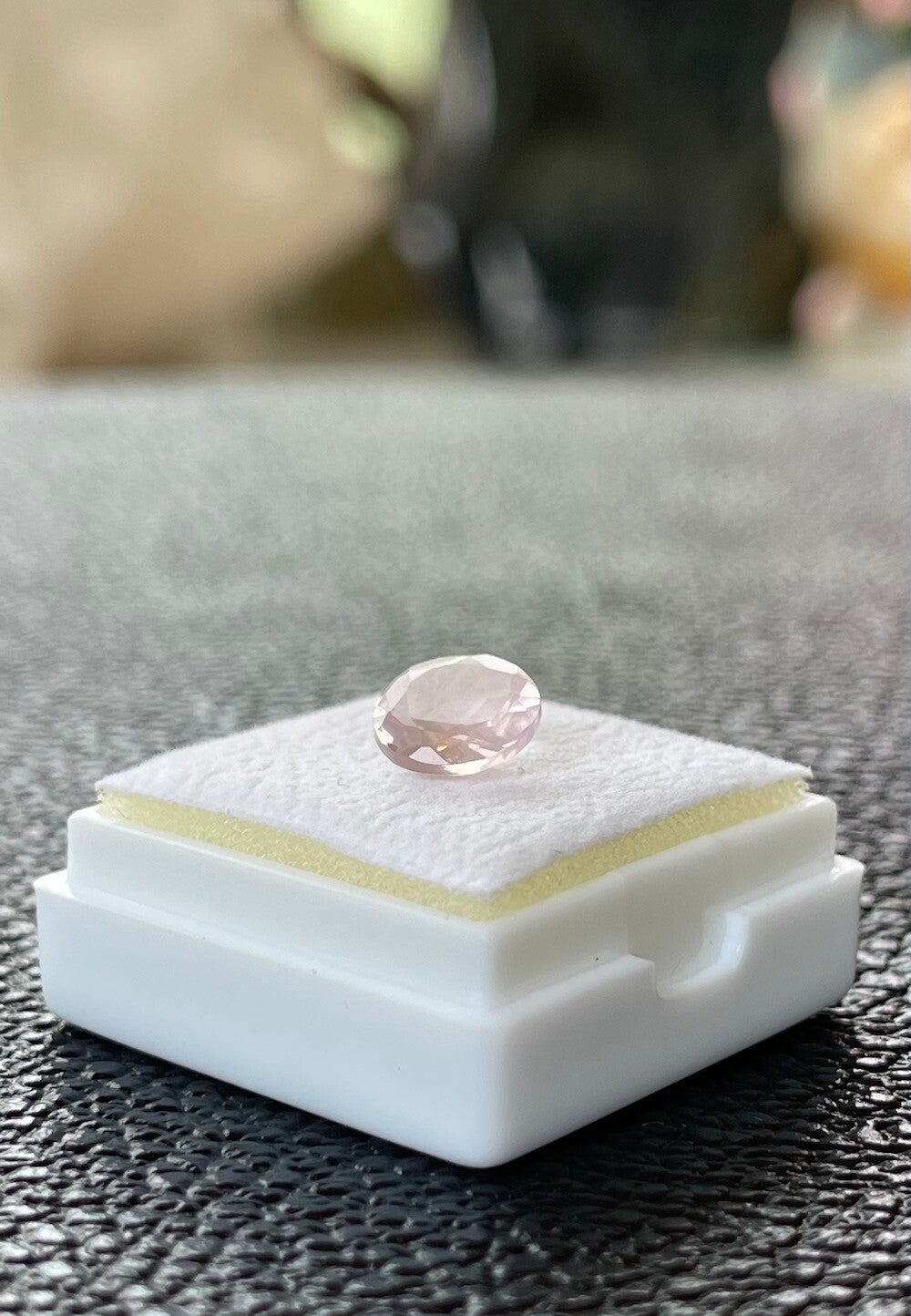 Rozenkwarts edelsteen facet geslepen rond, klein