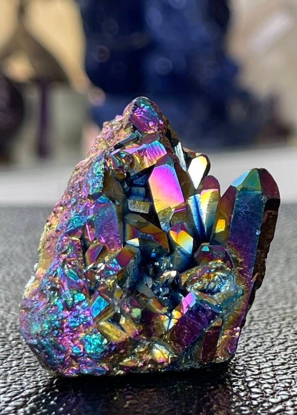 Blauwe Aura Kwarts cluster met titanium ruw, klein