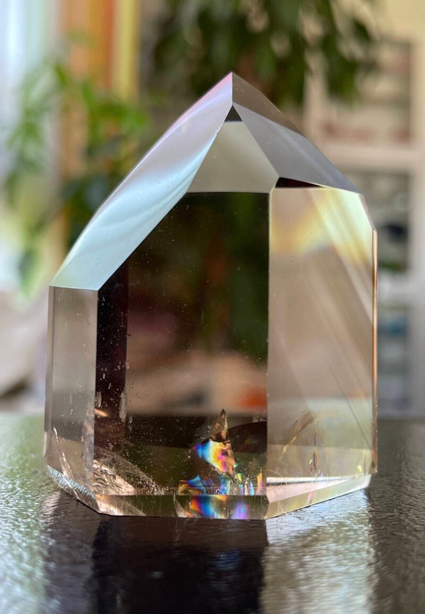 Rookkwarts punt met regenboog