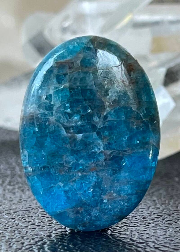 Apatiet edelsteen cabochon ovaal, medium