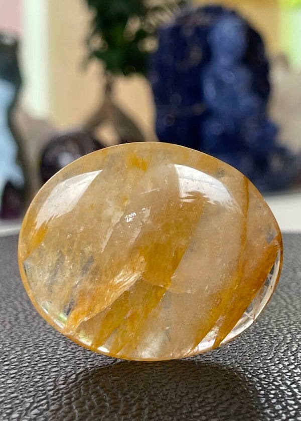 Golden Healer handsteen, medium