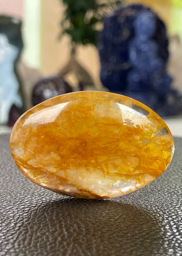 Golden Healer handsteen, medium