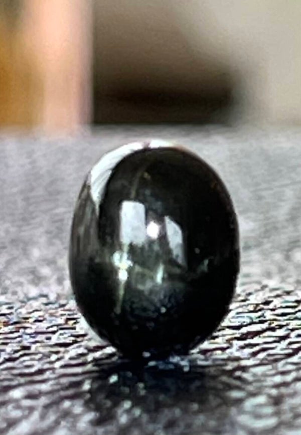 Black Star of Ster Diopsiet edelsteen cabochon ovaal, klein