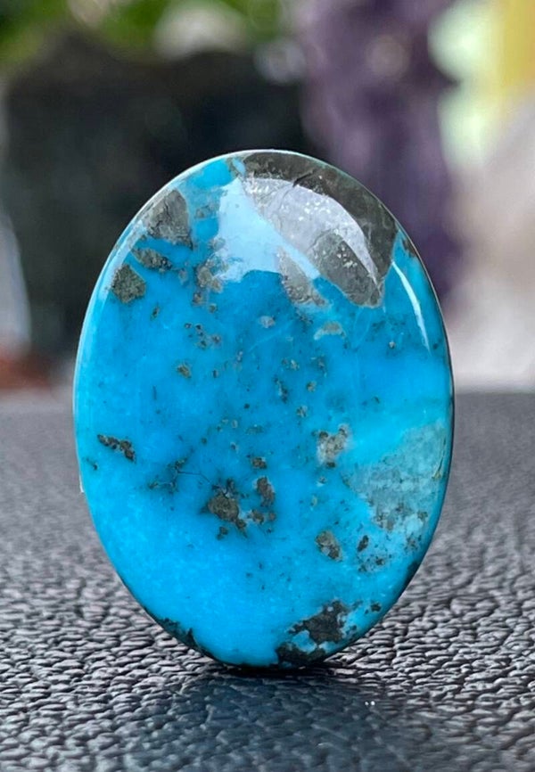 Turkoois edelsteen uit Arizona cabochon ovaal. medium