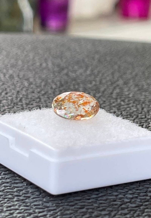 Helioliet edelsteen facet geslepen ovaal, klein