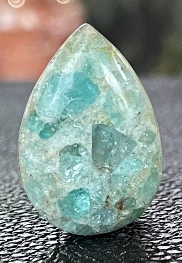 Apatiet edelsteen cabochon druppel, medium