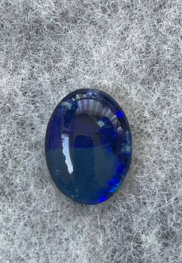 Doublet Opaal edelsteen cabochon ovaal, klein