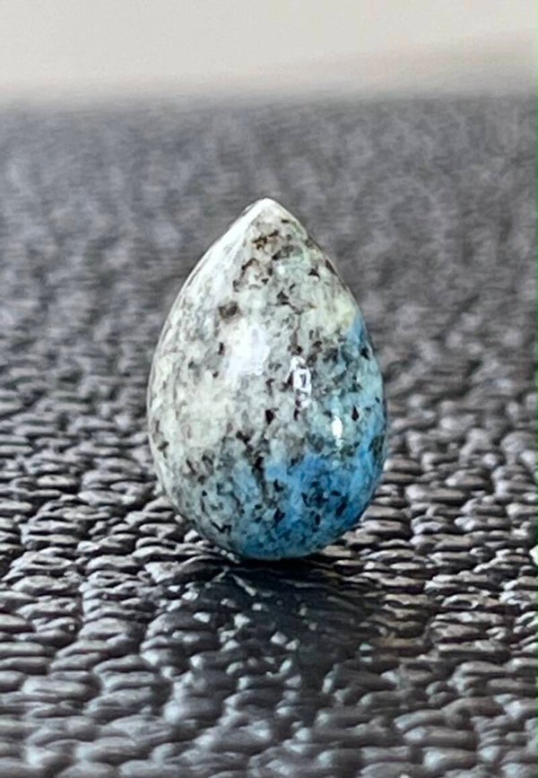 K2 Jaspis edelsteen cabochon druppel, klein