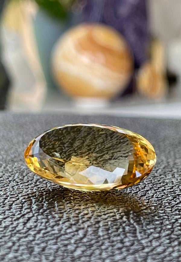 Citrien edelsteen facet geslepen ovaal, groot