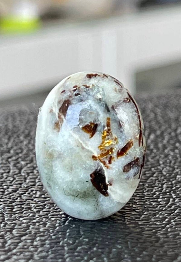 Astrofylliet edelsteen cabochon ovaal, medium