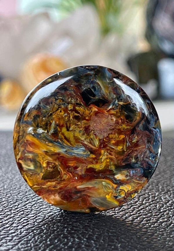 Nelliet met Pietersiet en Tijgeroog edelsteen cabochon rond, medium