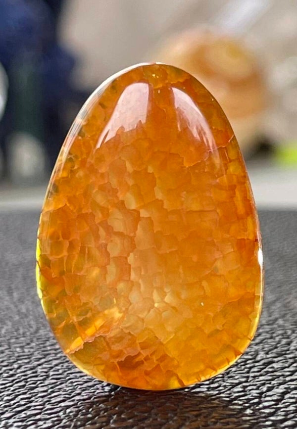 Vuuragaat edelsteen cabochon soort druppelvorm, medium