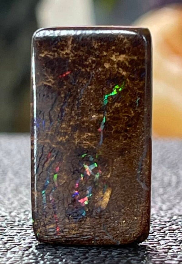 Boulder Opaal edelsteen cabochon rechthoekig, medium