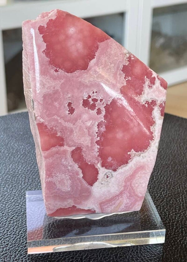 Rhodochrosiet uit Argentinië, één zijde gepolijst