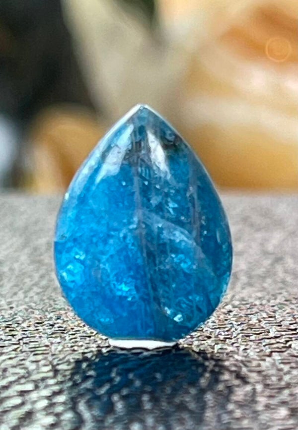 Apatiet edelsteen cabochon druppel, klein