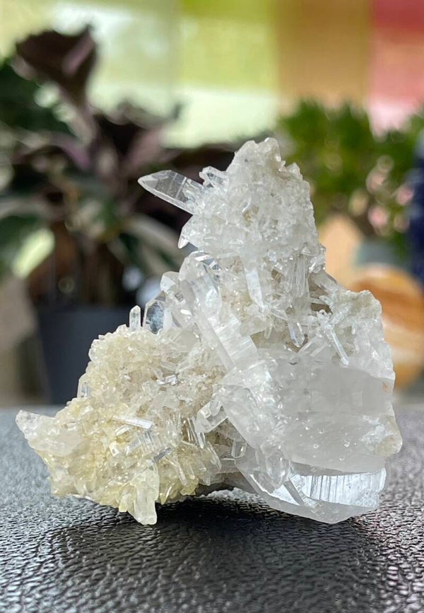 Bergkristal cluster uit de Himalaya India ruw, medium