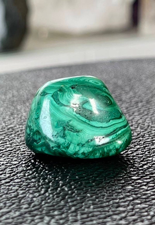 Malachiet trommelsteen, klein