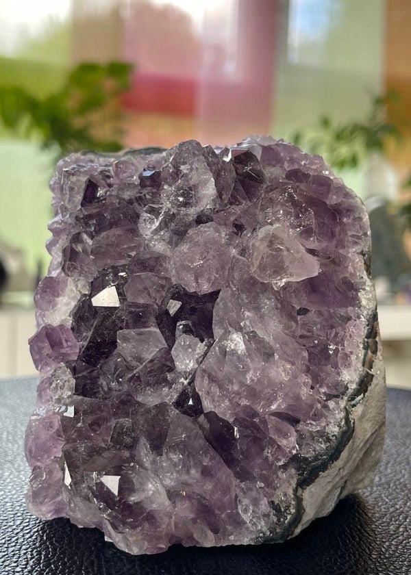 Amethist geode uit Brazilië, ruw, groot