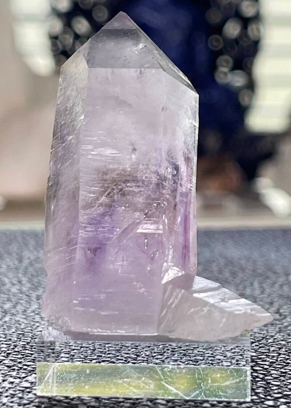 Amethist punt uit Namibië ruw, medium