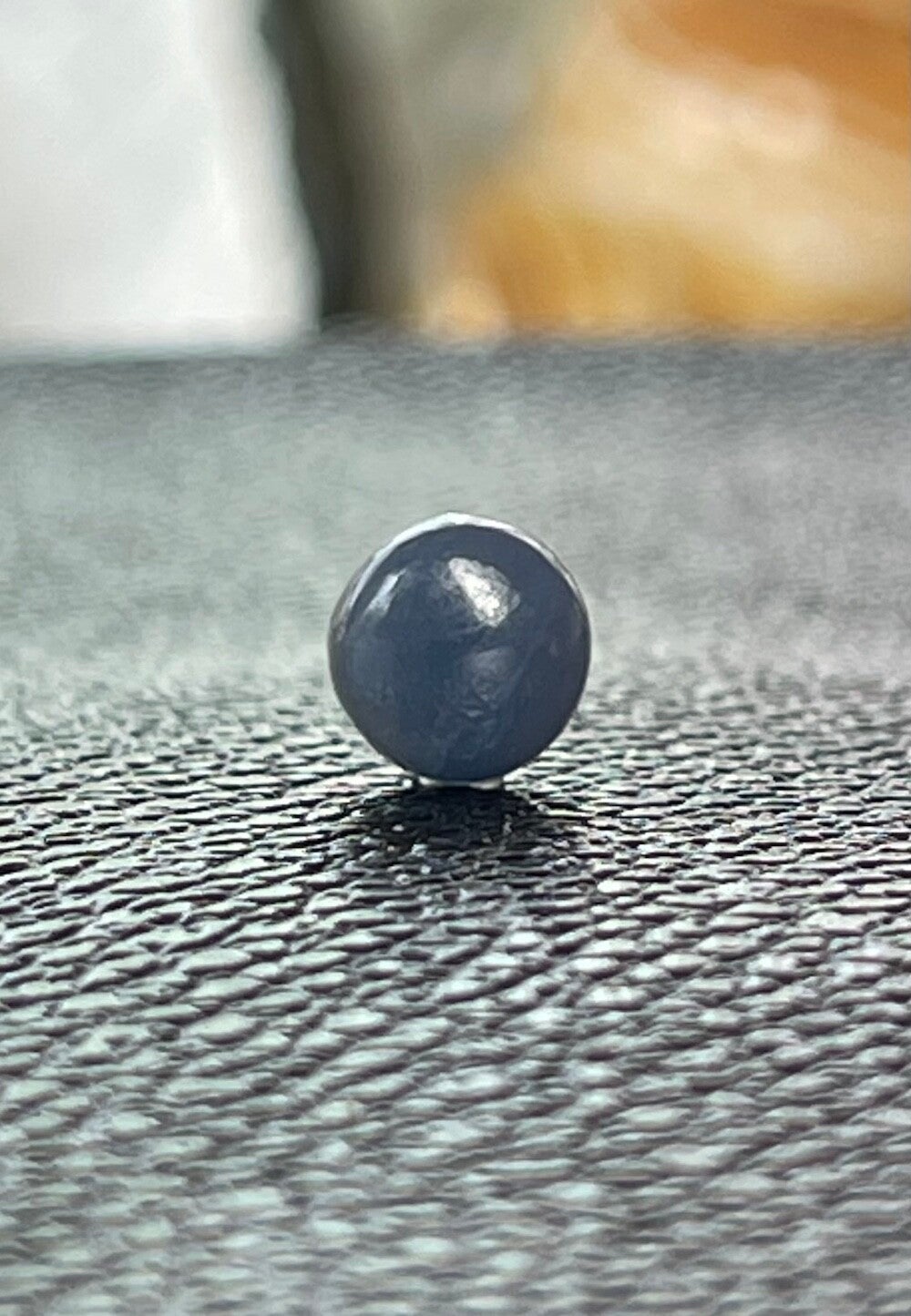Saffier edelsteen cabochon rond, klein