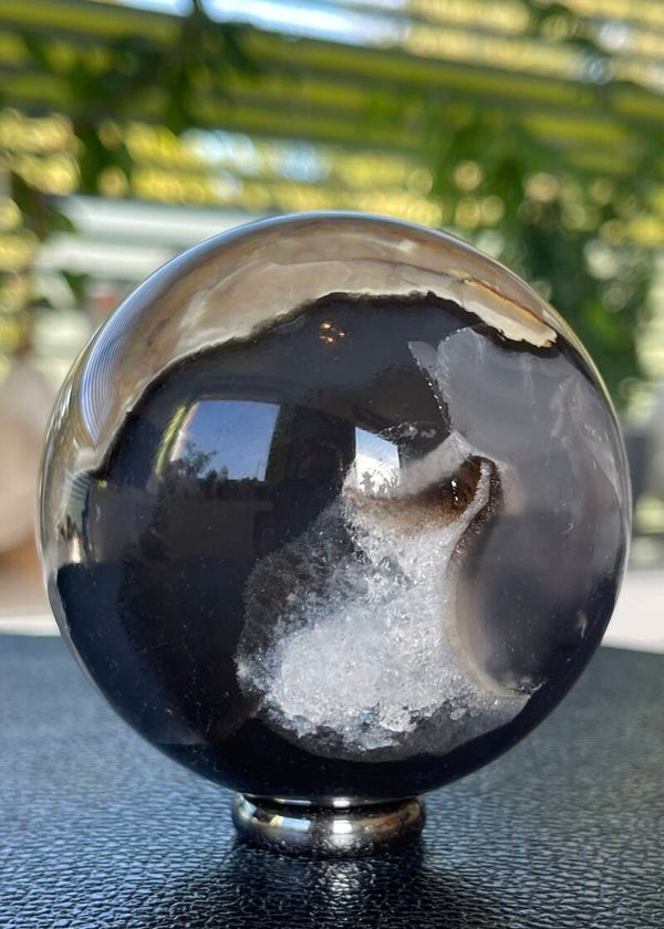 Vulkaan Agaat of Lava Agaat bol uit Indonesië, medium 7,5cm