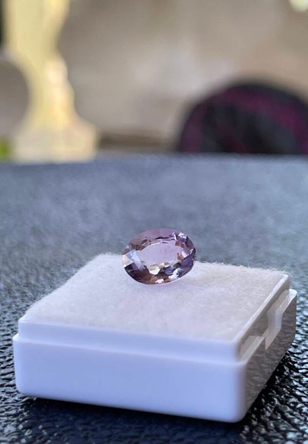 Amethist edelsteen facet geslepen ovaal, klein