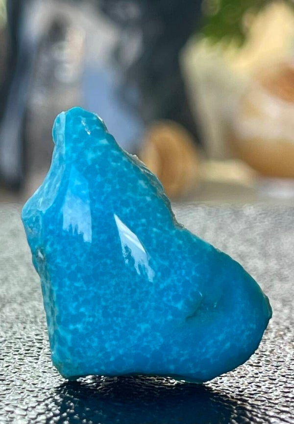 Turkoois uit Arizona ruw, één zijde gepolijst, klein-medium