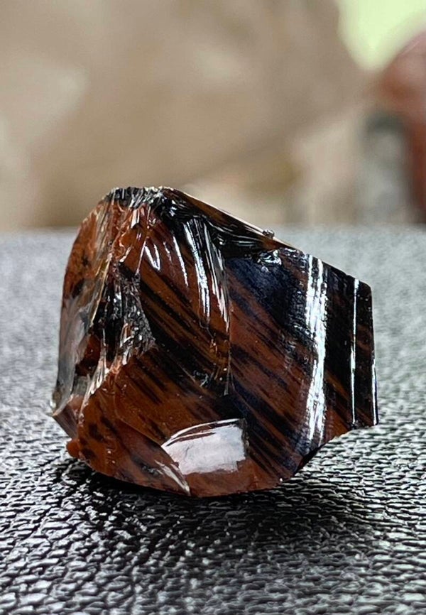Mahonie Obsidiaan uit Mexico ruw, klein