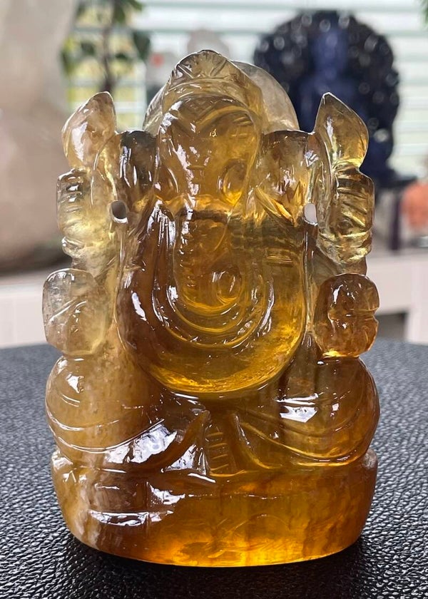Ganesha beeld van Geel Fluoriet, medium