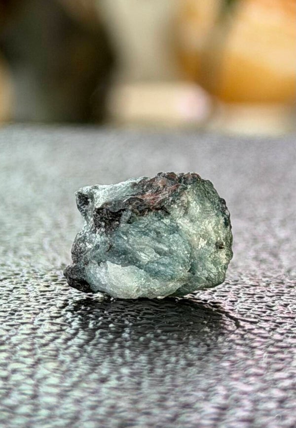 Groene Toermalijn uit Brazilië ruw, klein