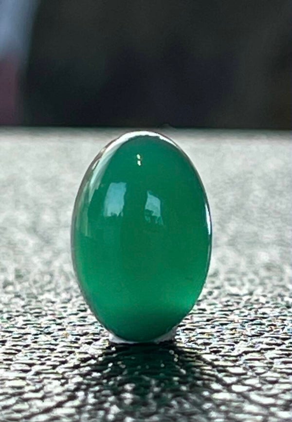 Groene Onyx edelsteen cabochon ovaal, klein