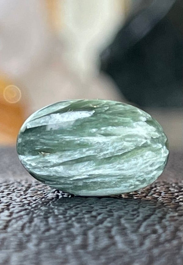 Serafiniet edelsteen cabochon ovaal, klein