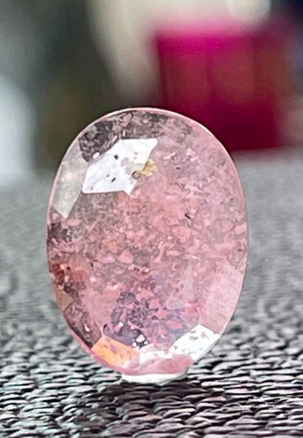 Saffier Roze edelsteen checker facet geslepen ovaal, medium
