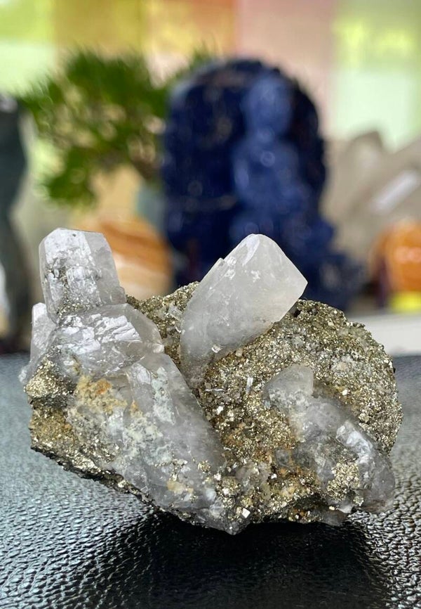 Mangano Calciet op Pyriet uit Peru ruw, medium