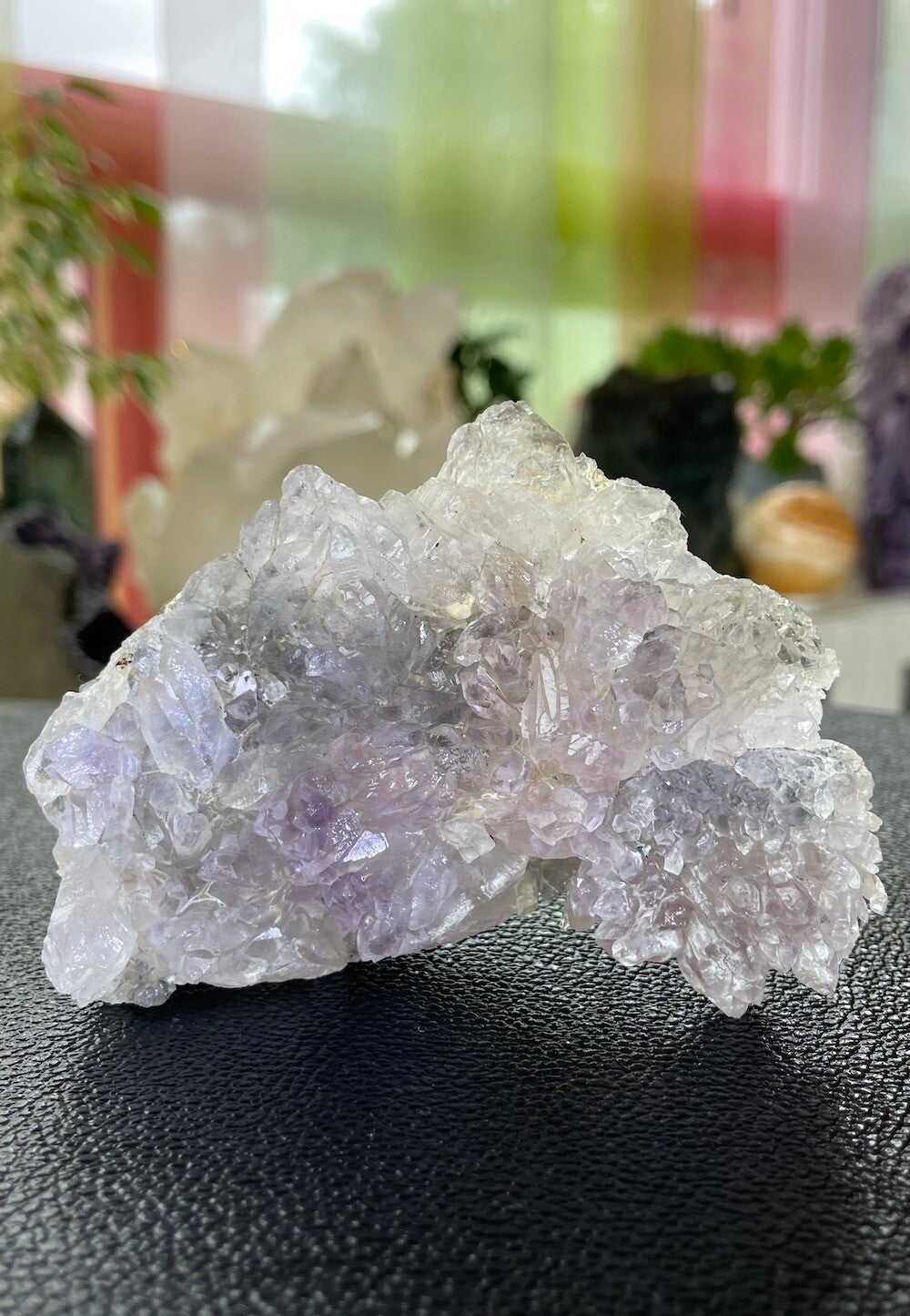 Amethist uit Brazilië met standaard, groot