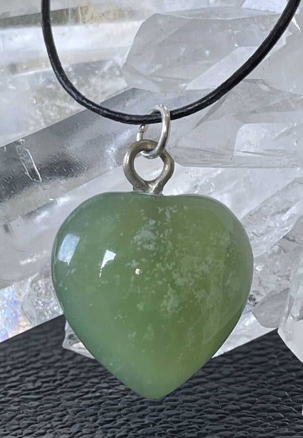 Jade hangertje hart, met veter