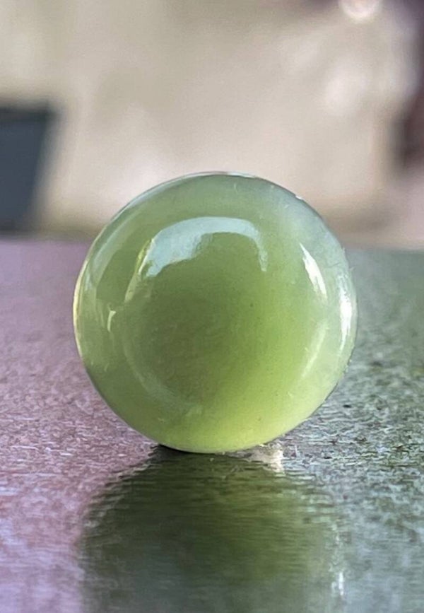 Jade edelsteen cabochon rond, klein
