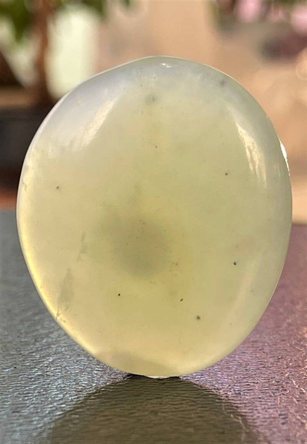 Jade knuffelsteen plat