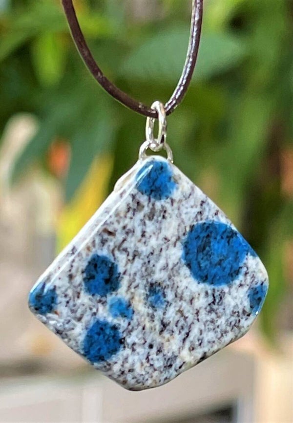 K2 Jaspis hangertje, met veter