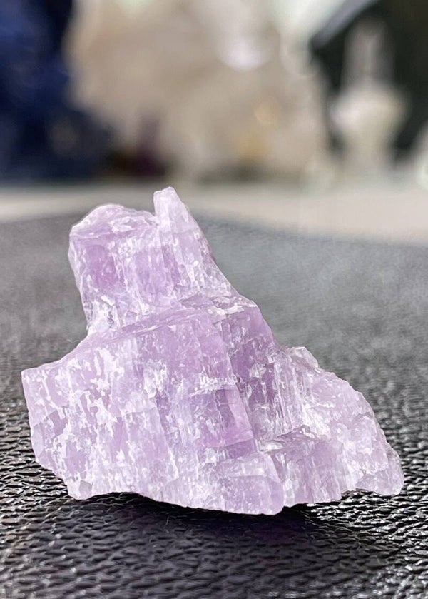 Kunziet roze uit China ruw, klein