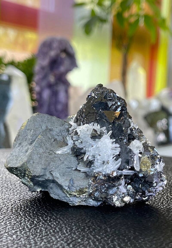 Kwarts op Pyriet, Chalcopyriet en Sphaleriet uit Peru ruw, medium