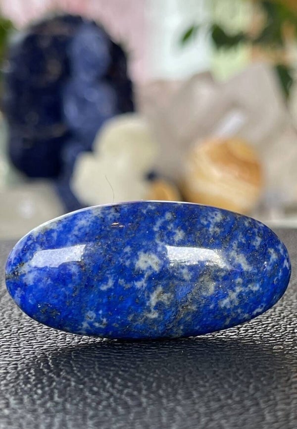 Lapis Lazuli knuffelsteen plat, klein