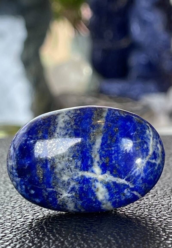 Lapis Lazuli knuffelsteen plat, klein