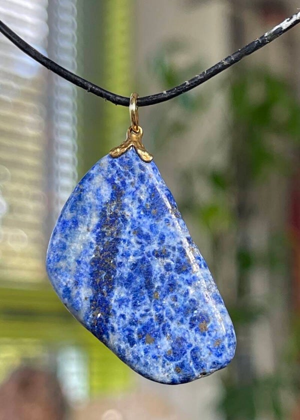 Lapis Lazuli met Pyriet hangertje, met veter
