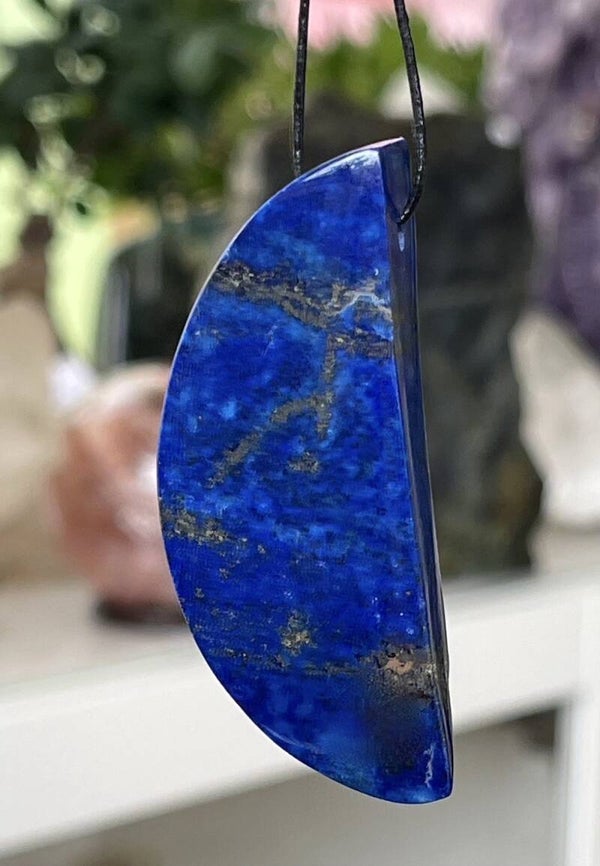 Lapis Lazuli hangertje doorboord ruw en gepolijst met veter, groot