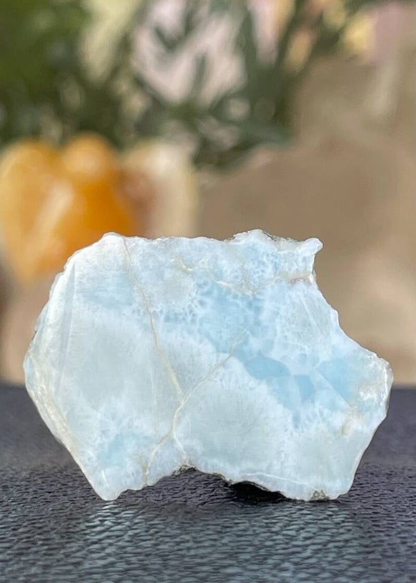Larimar ruw, één zijde gepolijst